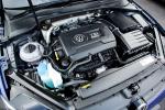 Volkswagen Golf R Estate 2017 года (UK)
